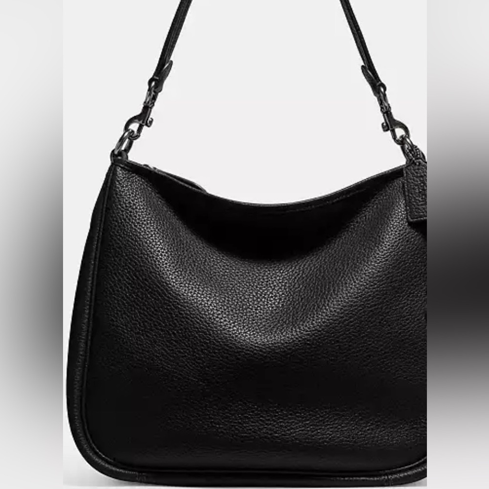 Coach Cary black shoulder bag😍!